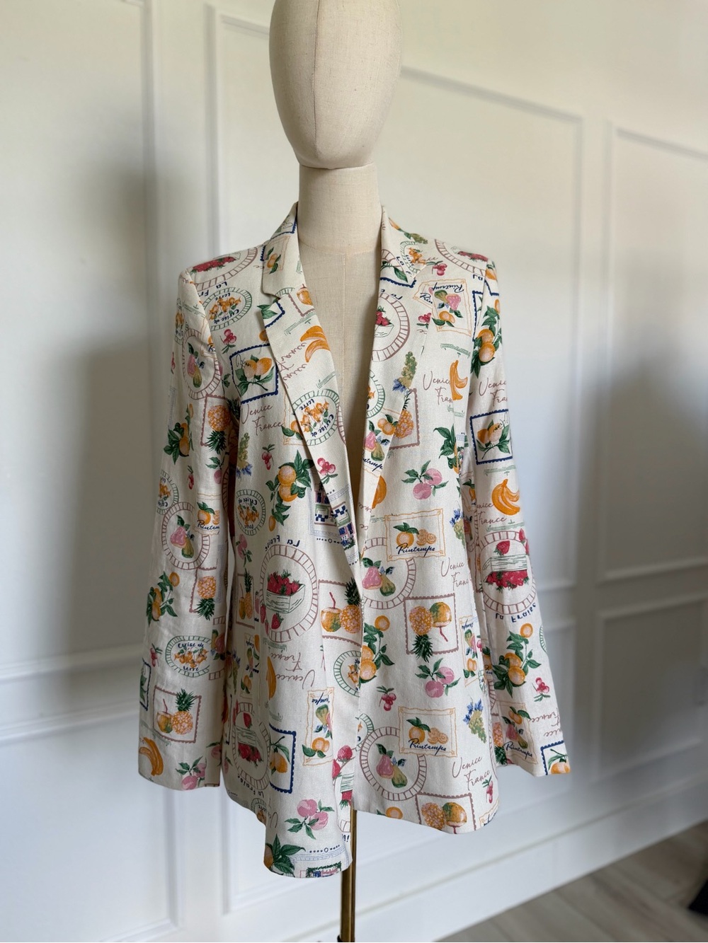 Rachel Zoe Cream Blazer with Multicolor Fruit & Floral Motif